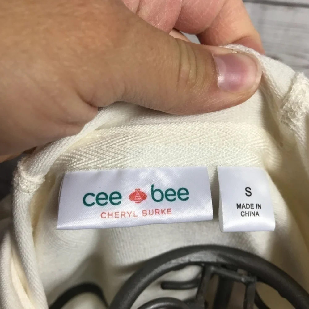 Cee Bee Cream Soft Zip Front Hoodie Small Cabincore Casual Chilly Weather - Picture 6 of 7
